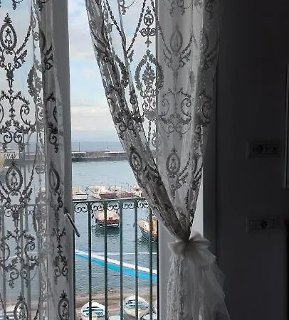 Aquarium Family Capri