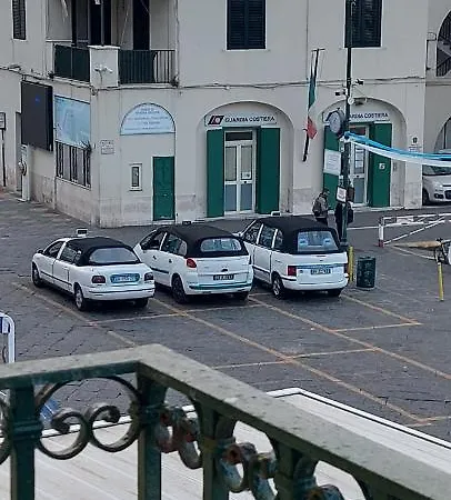 Nyaraló Aquarium Family Capri