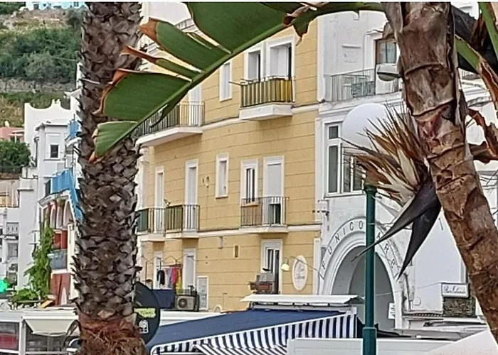 Aquarium Family Дом отдыха *